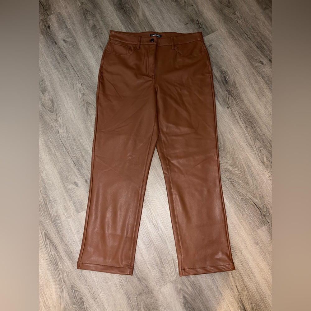 Reitmans ~ Brown Pleather Pants